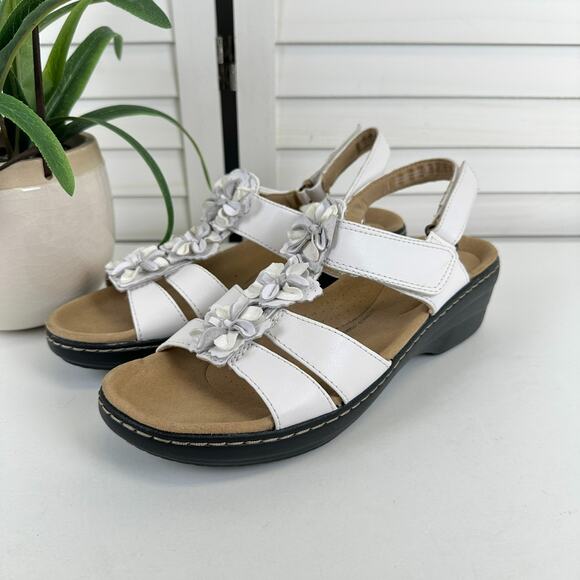 Clarks Collection Merliah Sheryl White Leather Wedge Sandals Floral Shoe Size 11 - Picture 1 of 9